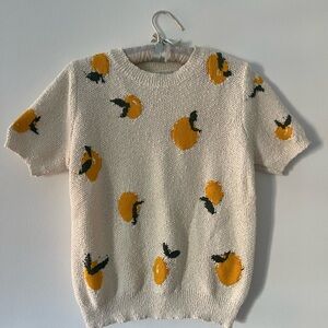 Staccato SIZE L Short Sleeve Cream Sweater with Lemons